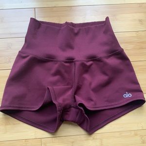 Alo yoga shorts